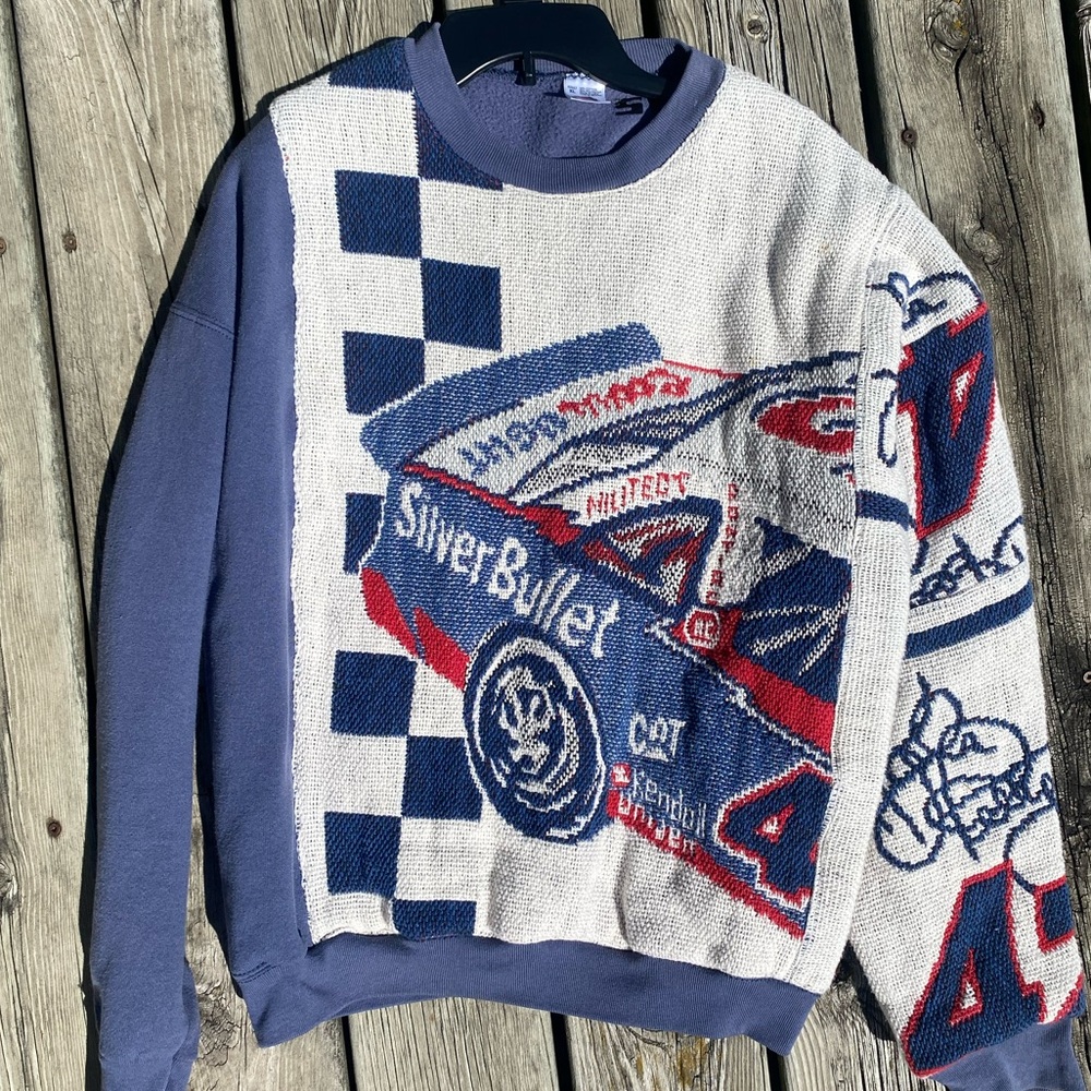 Fruit of the Loom Graphic Crewneck Sweater - Blue, White, Red